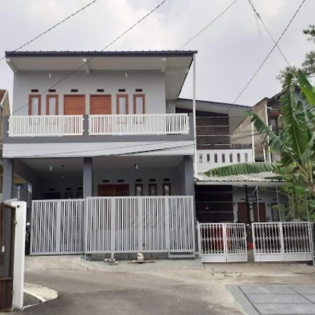 Nabila Syar'i Guest House Padalarang Luaran gambar