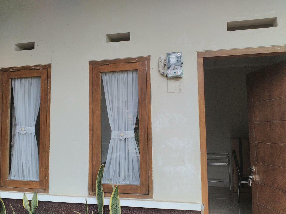 Nabila Syar'i Guest House Padalarang Luaran gambar