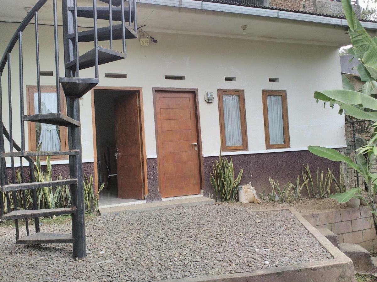 Nabila Syar'i Guest House Padalarang Luaran gambar